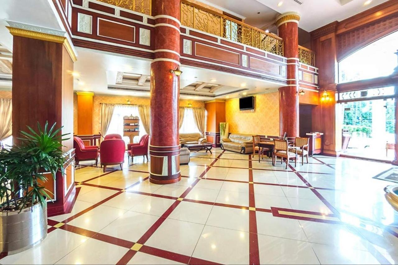 Joys Palace Hotel Thrissur Экстерьер фото